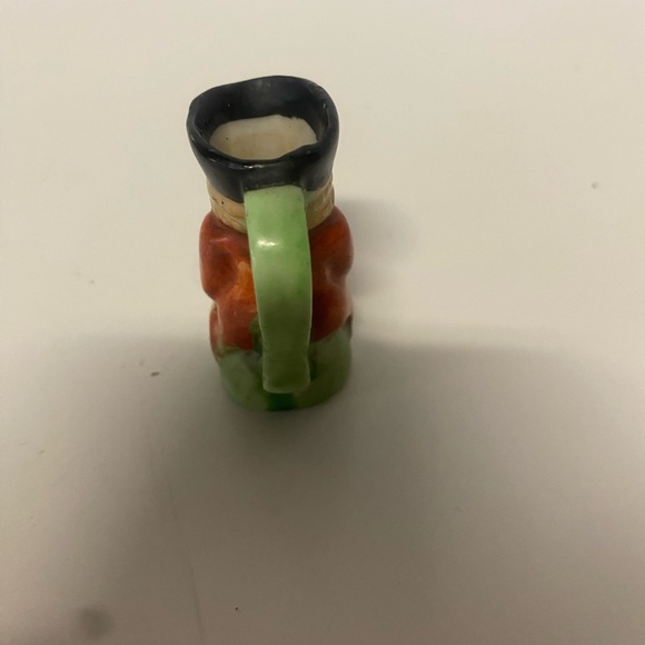 Queen Toby Jug Miniature Women Hand Painted Vintage Japan pitcher - Picture 4 of 10